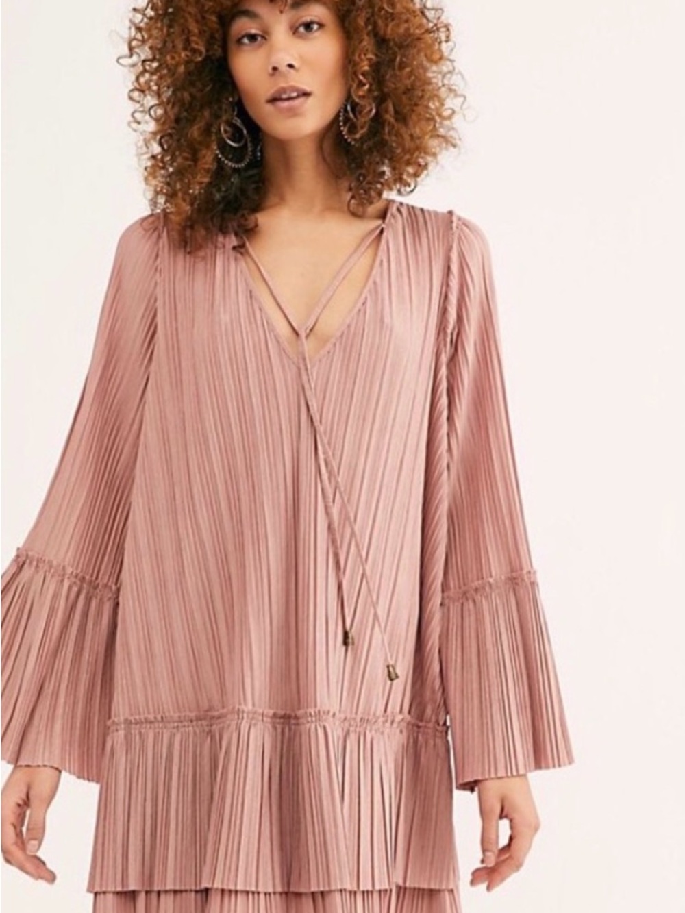 Free People | Can’t Help Me | Pleated
 V-neckTunic mini dress in Dusty Rose